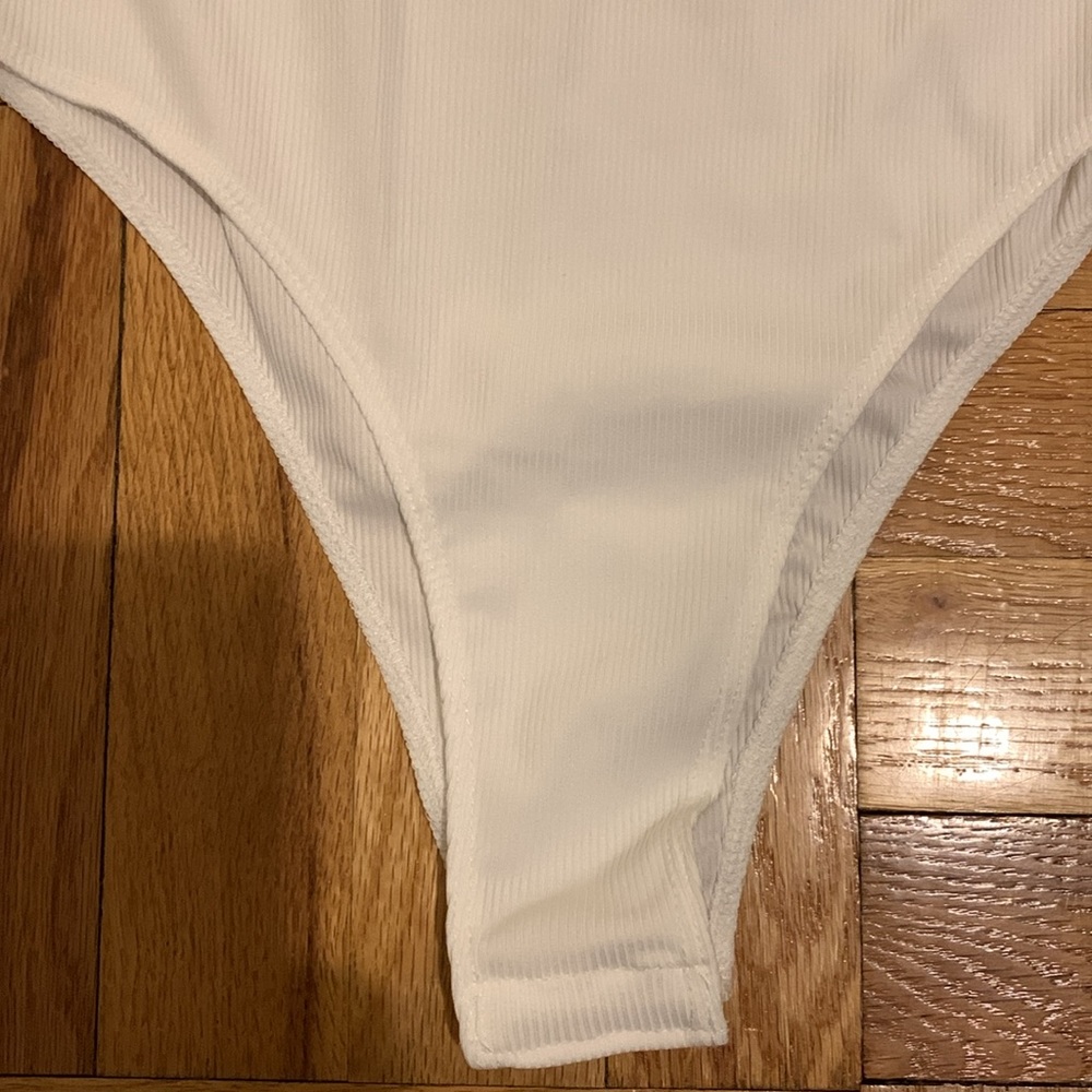 Brand New Strapless Bodysuit - Picture 5 of 9